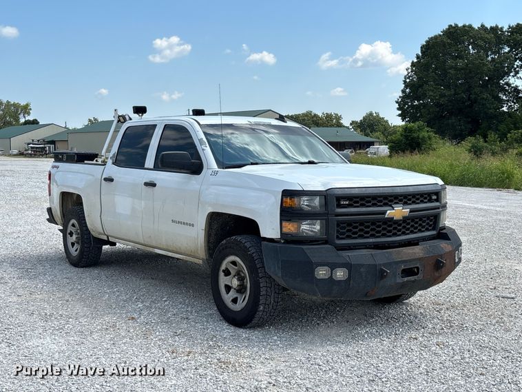 image for item FG0531 2015 Chevrolet Silverado 1500 Crew Cab pickup truck