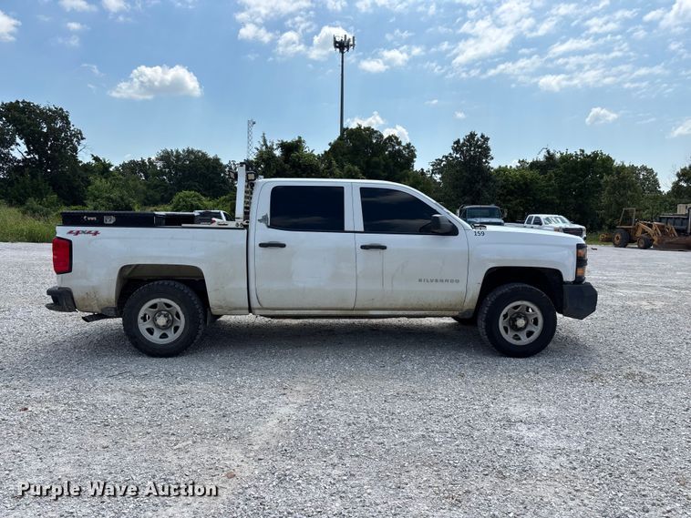 image for item FG0531 2015 Chevrolet Silverado 1500 Crew Cab pickup truck