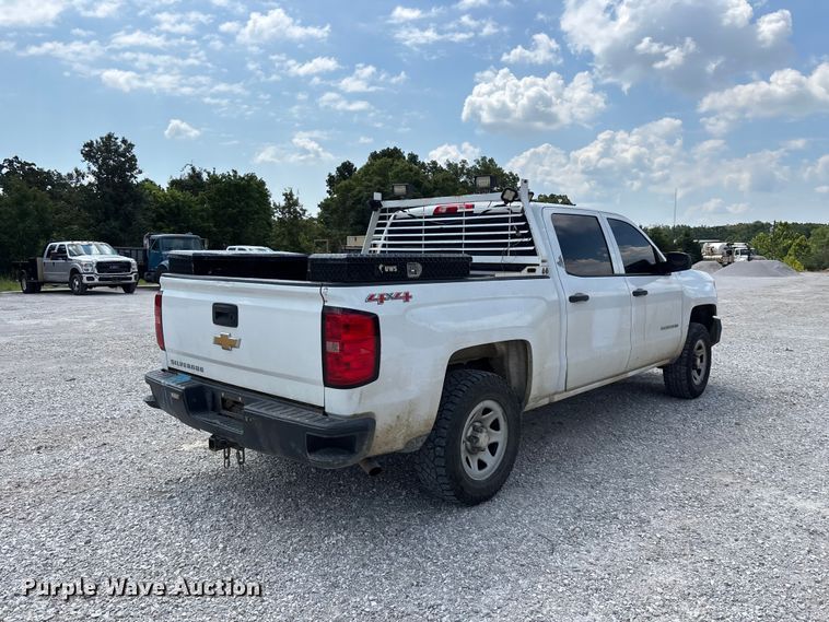 image for item FG0531 2015 Chevrolet Silverado 1500 Crew Cab pickup truck