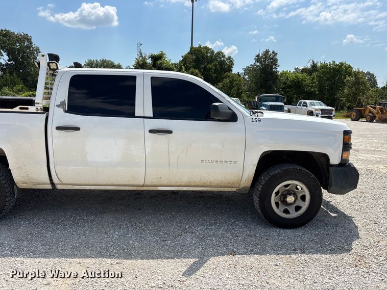 image for item FG0531 2015 Chevrolet Silverado 1500 Crew Cab pickup truck
