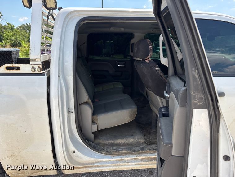 image for item FG0531 2015 Chevrolet Silverado 1500 Crew Cab pickup truck