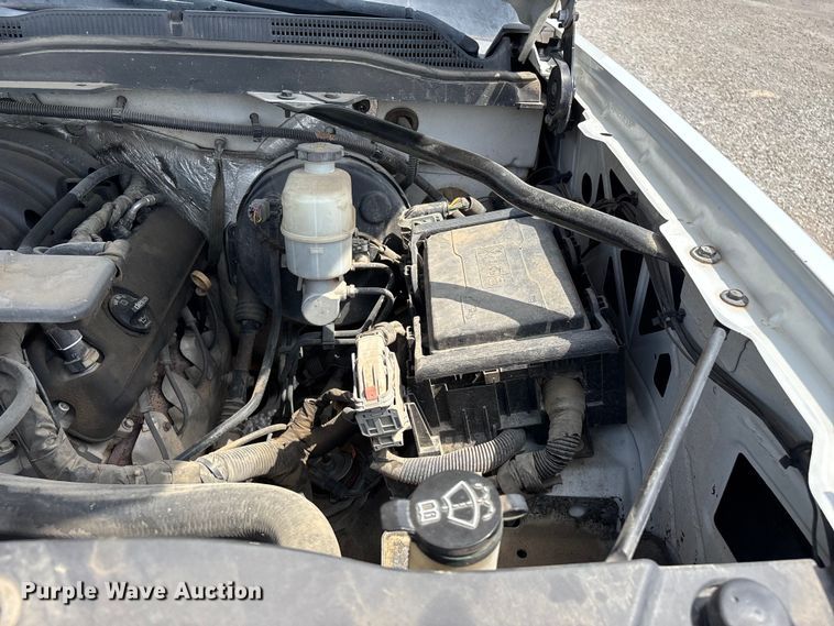 image for item FG0531 2015 Chevrolet Silverado 1500 Crew Cab pickup truck