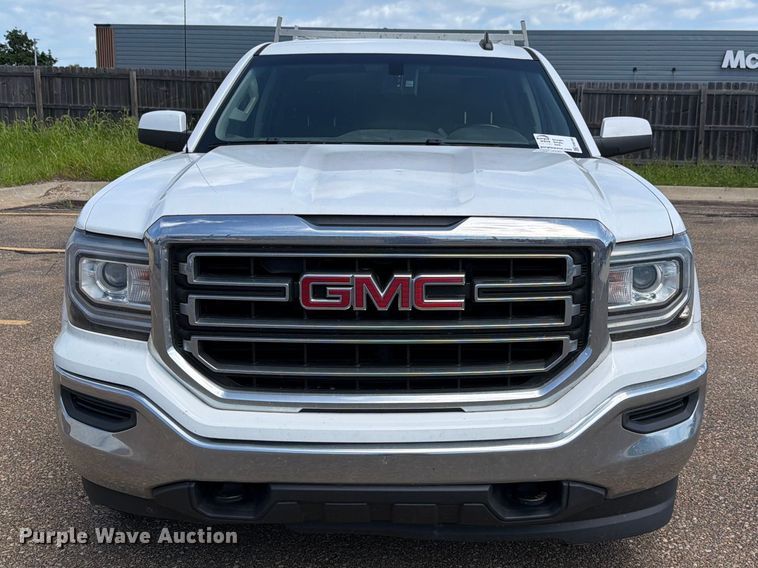 image for item FH6184 2017 GMC  Sierra 1500 SLE Ext. Cab pickup truck