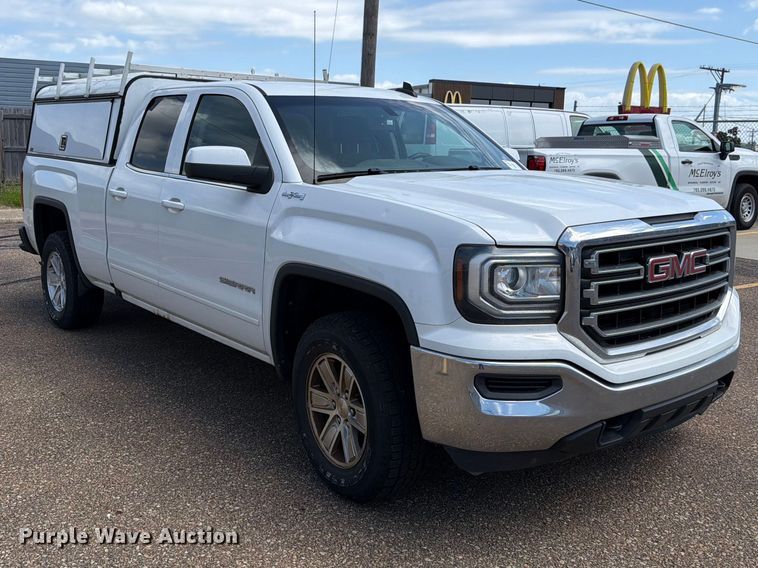 image for item FH6184 2017 GMC  Sierra 1500 SLE Ext. Cab pickup truck