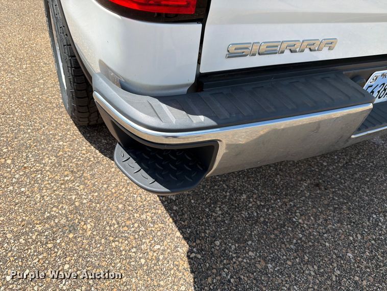 image for item FH6184 2017 GMC  Sierra 1500 SLE Ext. Cab pickup truck