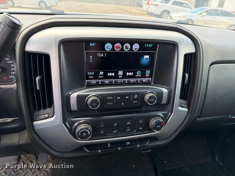 image for item FH6184 2017 GMC  Sierra 1500 SLE Ext. Cab pickup truck