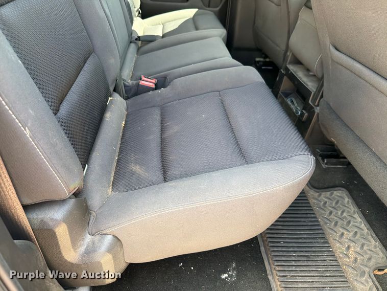 image for item FH6184 2017 GMC  Sierra 1500 SLE Ext. Cab pickup truck