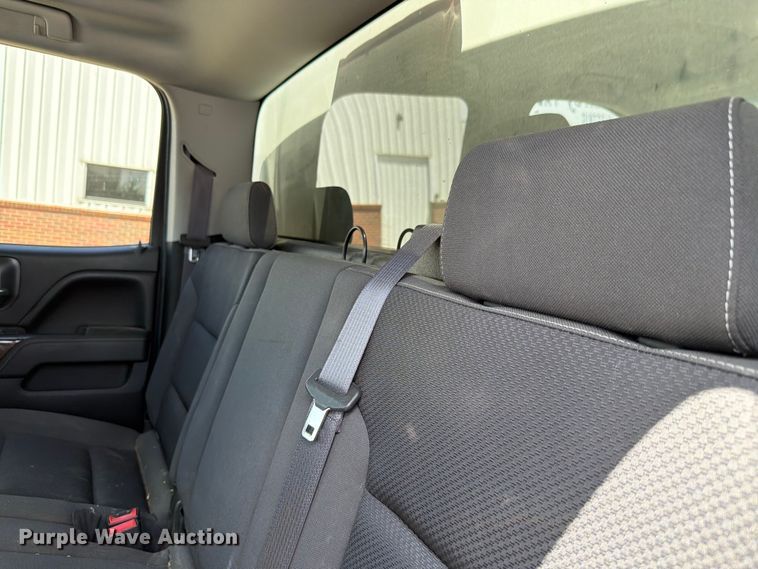 image for item FH6184 2017 GMC  Sierra 1500 SLE Ext. Cab pickup truck