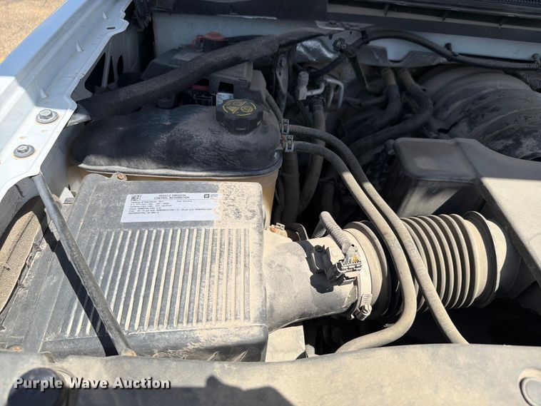 image for item FH6184 2017 GMC  Sierra 1500 SLE Ext. Cab pickup truck