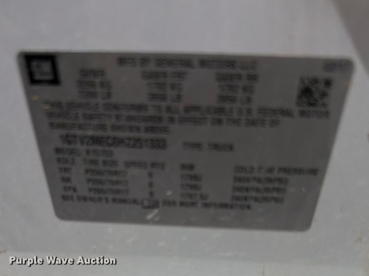 image for item FH6184 2017 GMC  Sierra 1500 SLE Ext. Cab pickup truck