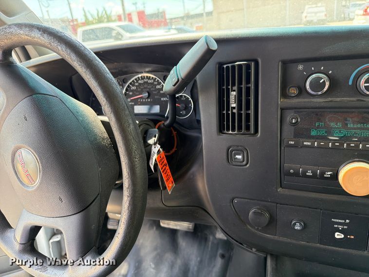 image for item FH6251 2017 GMC Savana G2500 van