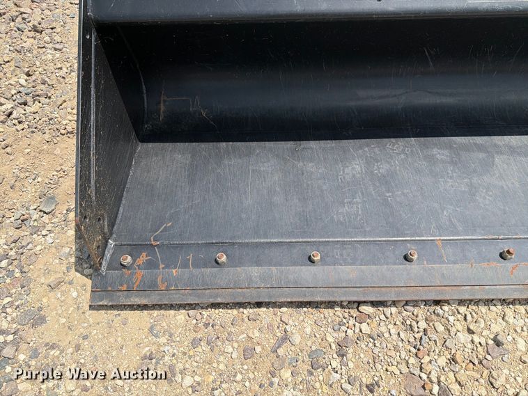 image for item FH6277 2014 JCB 300 T4 skid steer loader