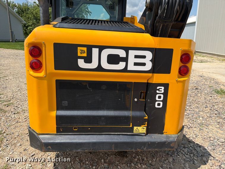 image for item FH6277 2014 JCB 300 T4 skid steer loader