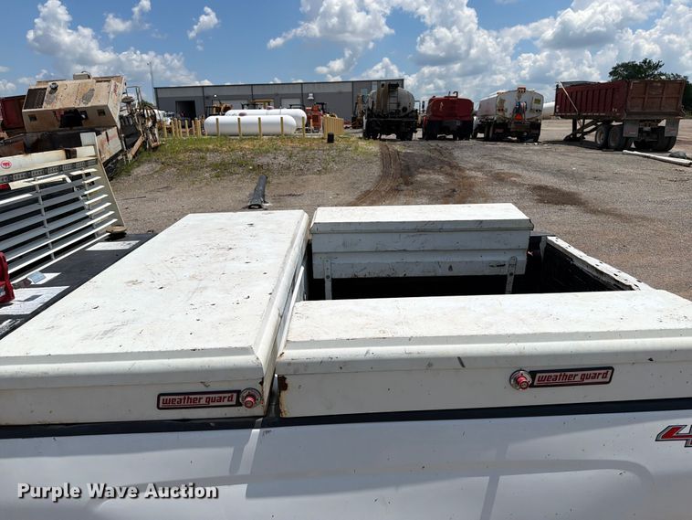 image for item FI0285 2015 Chevrolet Silverado 2500HD Crew Cab pickup truck