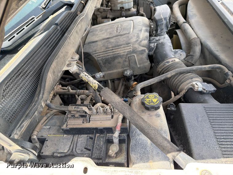 image for item FI0285 2015 Chevrolet Silverado 2500HD Crew Cab pickup truck