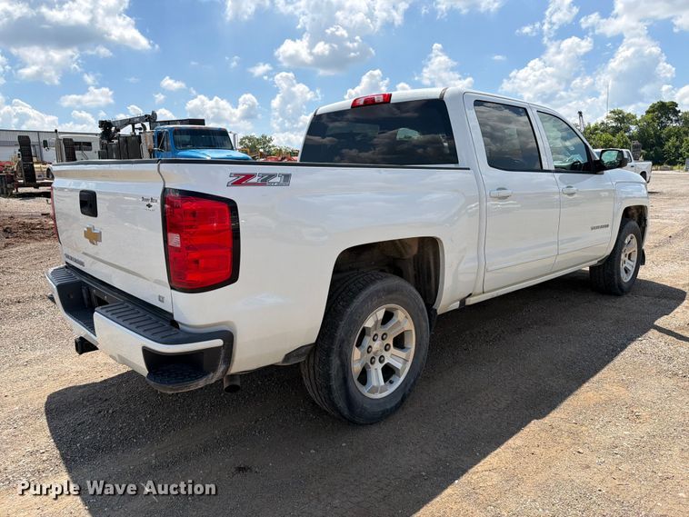 image for item FI0286 2016 Chevrolet Silverado 1500 Crew Cab pickup truck
