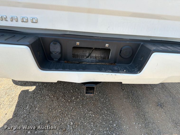 image for item FI0286 2016 Chevrolet Silverado 1500 Crew Cab pickup truck