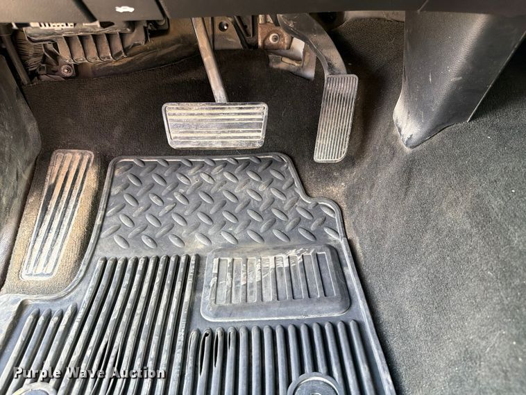 image for item FI0286 2016 Chevrolet Silverado 1500 Crew Cab pickup truck