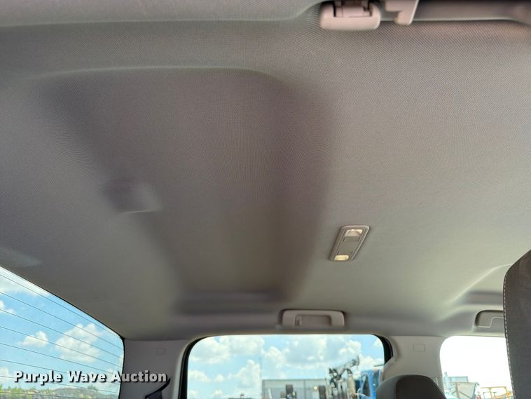 image for item FI0286 2016 Chevrolet Silverado 1500 Crew Cab pickup truck