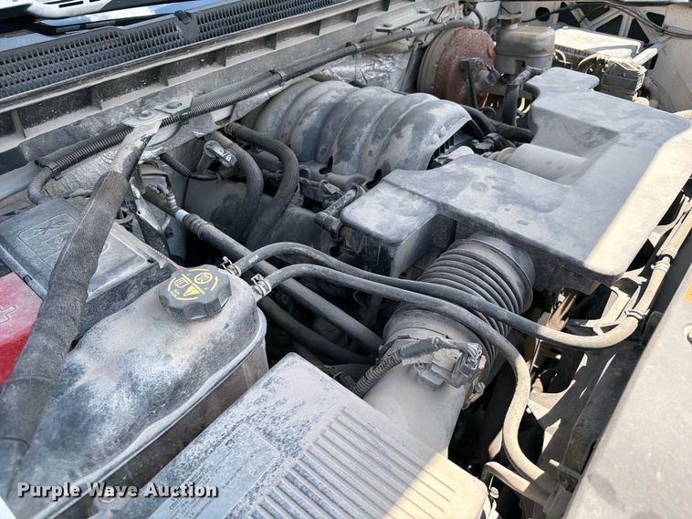 image for item FI0286 2016 Chevrolet Silverado 1500 Crew Cab pickup truck