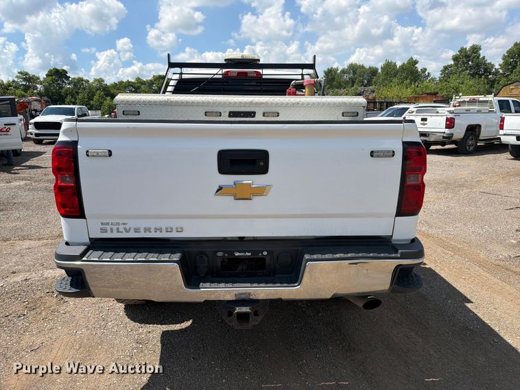 image for item FI0287 2015 Chevrolet Silverado 2500HD Crew Cab pickup truck
