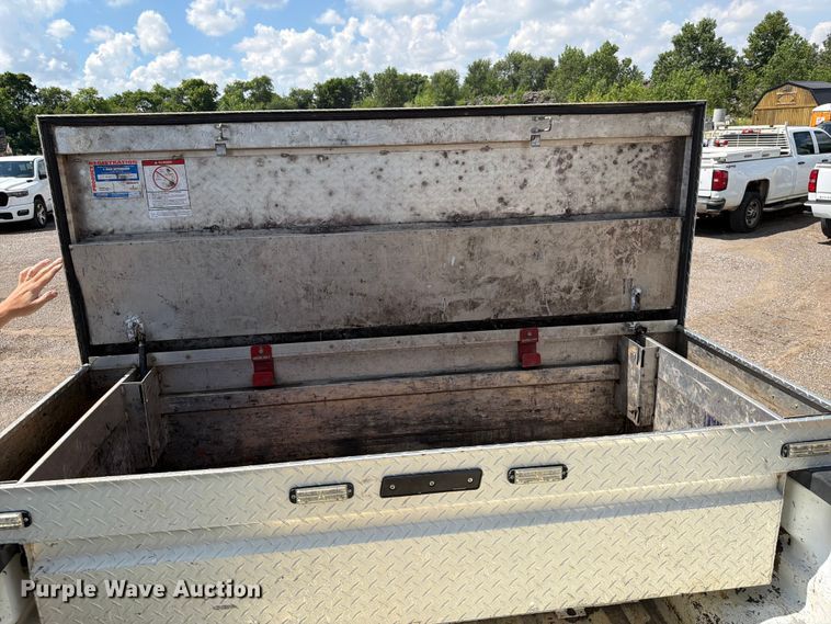image for item FI0287 2015 Chevrolet Silverado 2500HD Crew Cab pickup truck