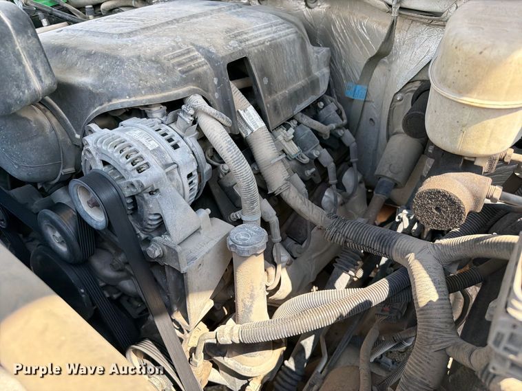 image for item FI0287 2015 Chevrolet Silverado 2500HD Crew Cab pickup truck