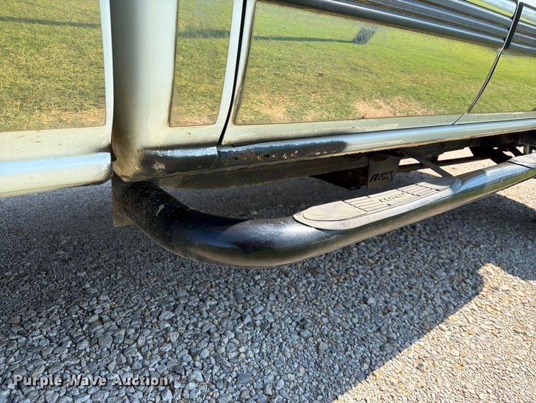 image for item FI0290 2002 Chevrolet 2500HD Ext. Cab pickup truck