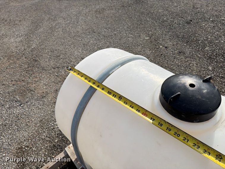 image for item FI0292 Poly tank