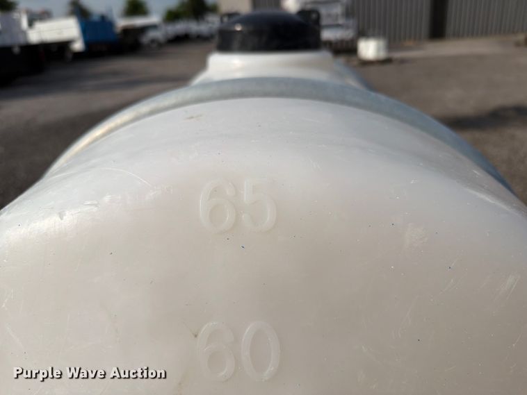 image for item FI0292 Poly tank