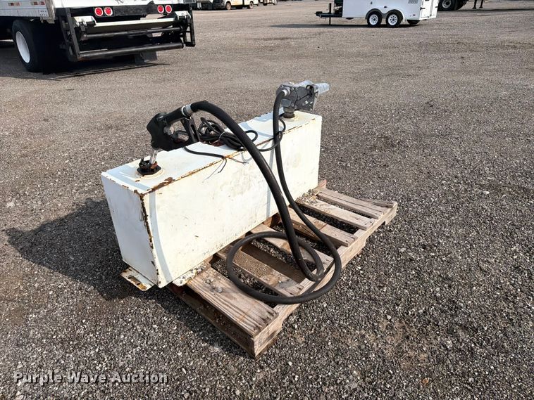 image for item FI0293 Better Built Fuel transfer tank