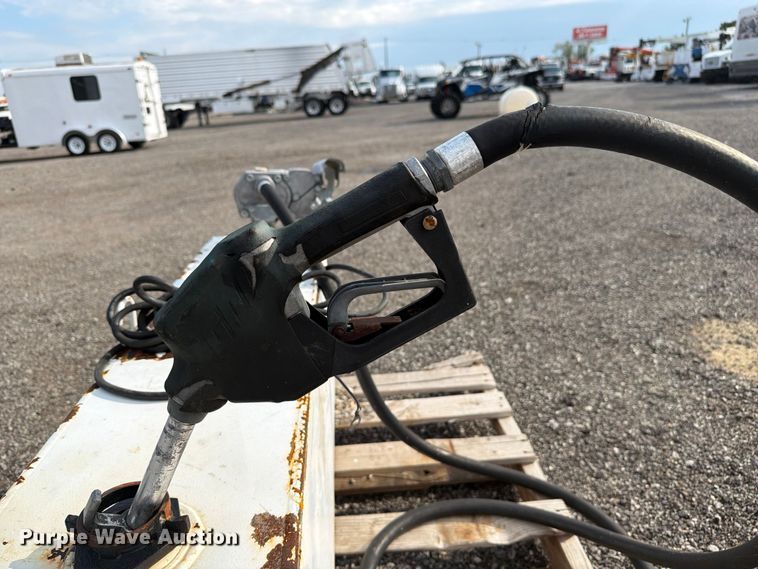 image for item FI0293 Better Built Fuel transfer tank