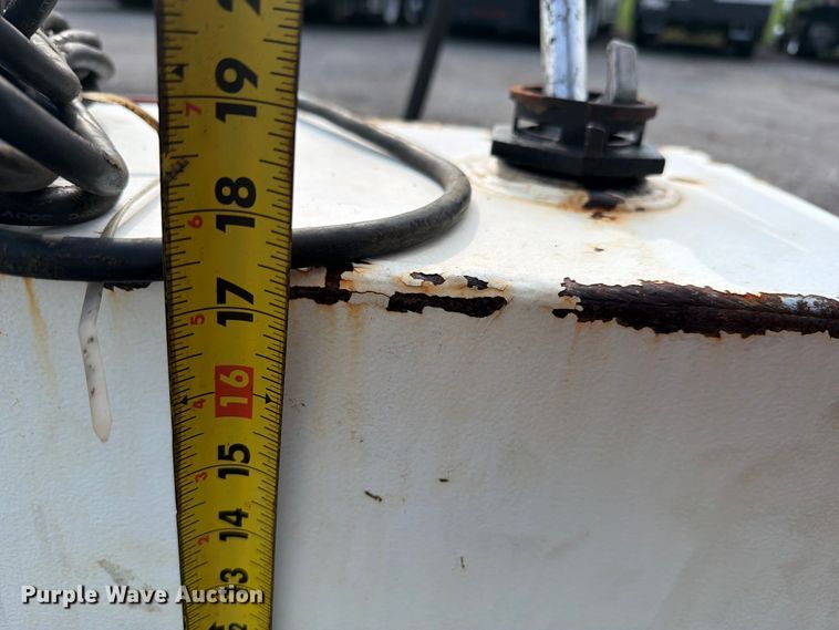 image for item FI0293 Better Built Fuel transfer tank