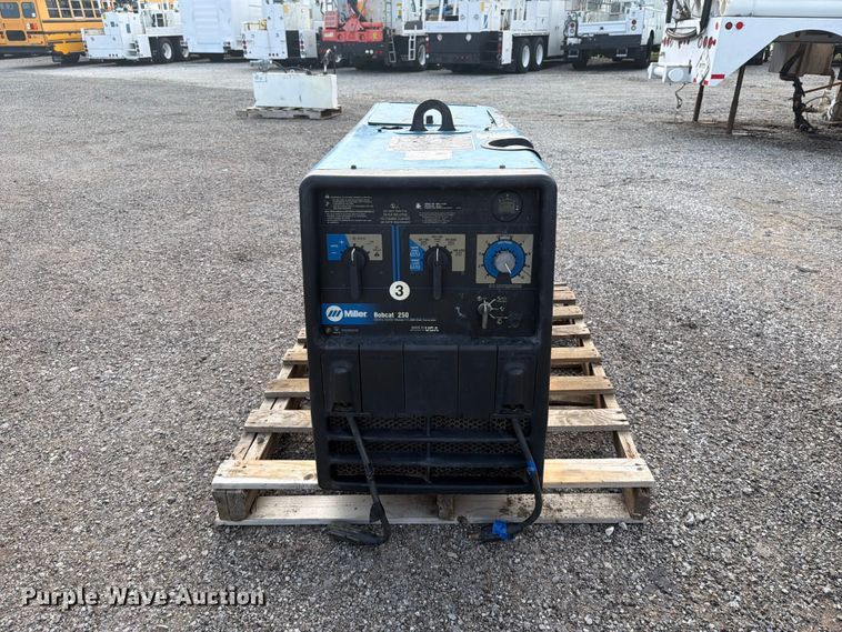 image for item FI0294 Miller Bobcat 250 welder/generator