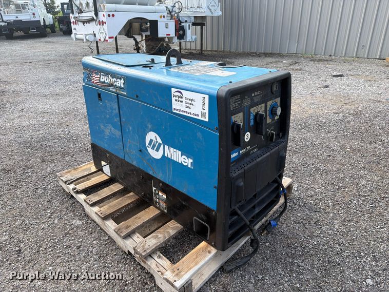 image for item FI0294 Miller Bobcat 250 welder/generator