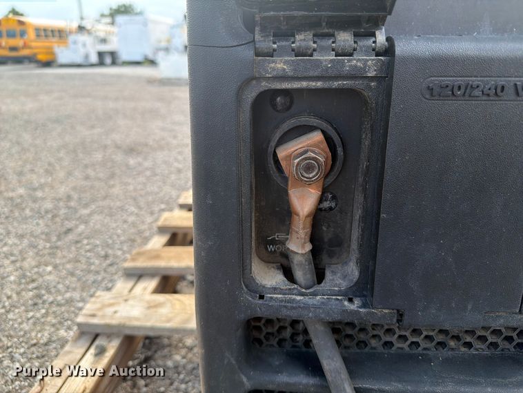 image for item FI0294 Miller Bobcat 250 welder/generator
