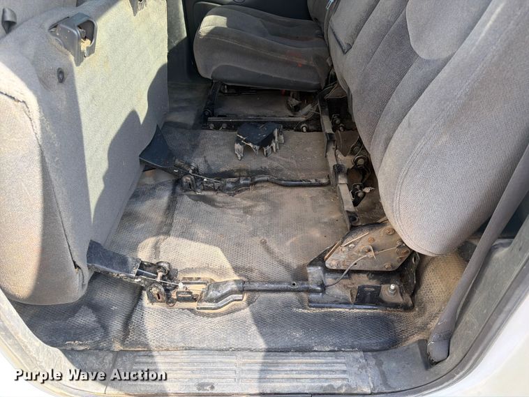 image for item FK3009 2006 GMC Sierra 2500HD Crew Cab pickup truck
