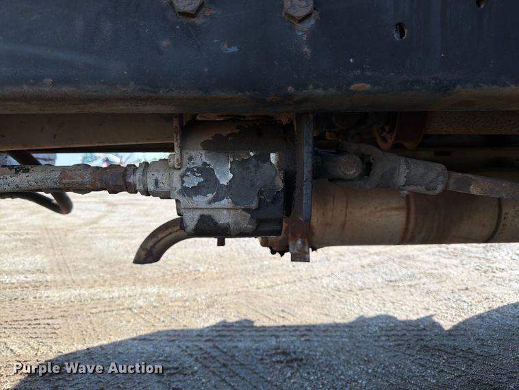 image for item FK3012 1982 Ford F700 flatbed truck