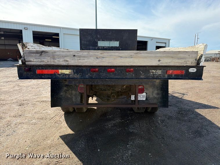 image for item FK3012 1982 Ford F700 flatbed truck