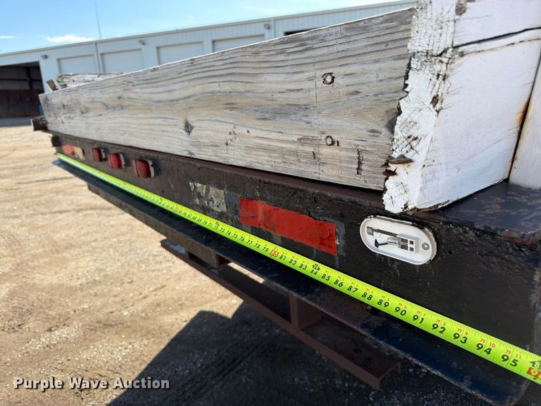 image for item FK3012 1982 Ford F700 flatbed truck
