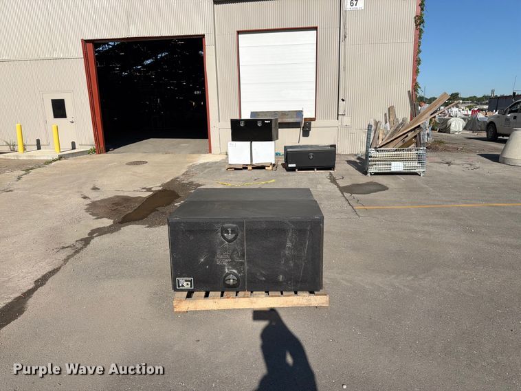image for item FK3075 (2) RC toolboxes