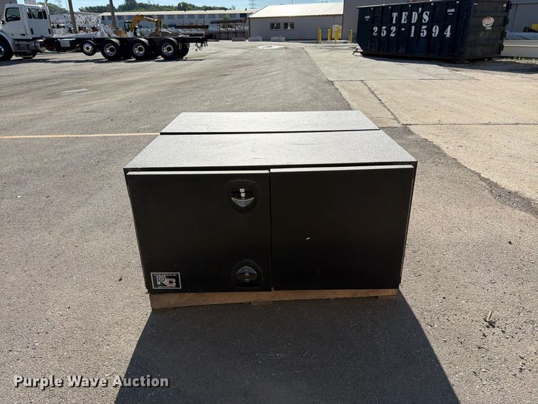 image for item FK3075 (2) RC toolboxes