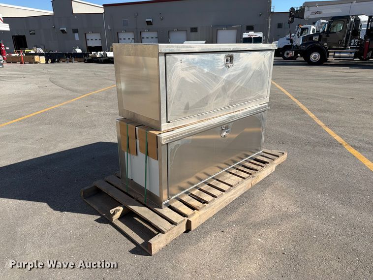 image for item FK3076 (2) toolboxes