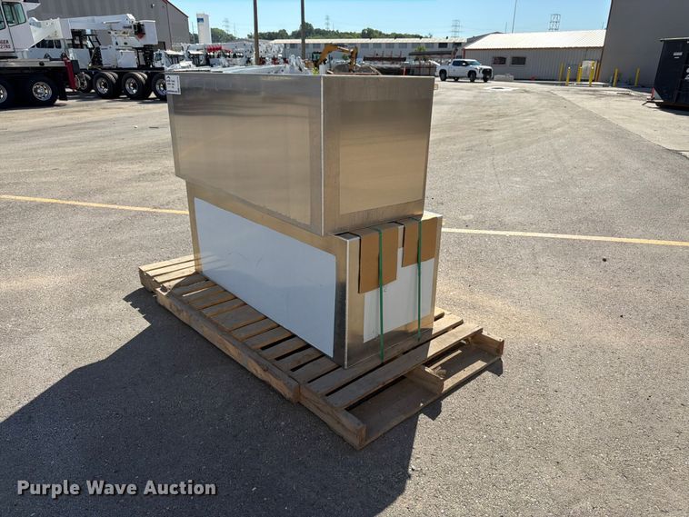 image for item FK3076 (2) toolboxes