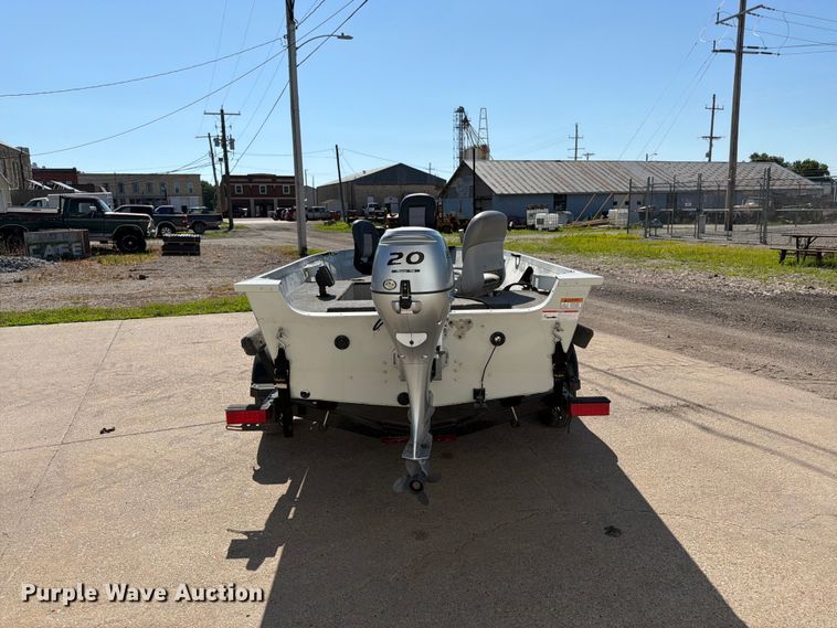image for item FK3145 Alumacraft Fisherman 160 boat