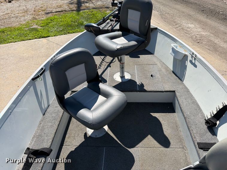 image for item FK3145 Alumacraft Fisherman 160 boat