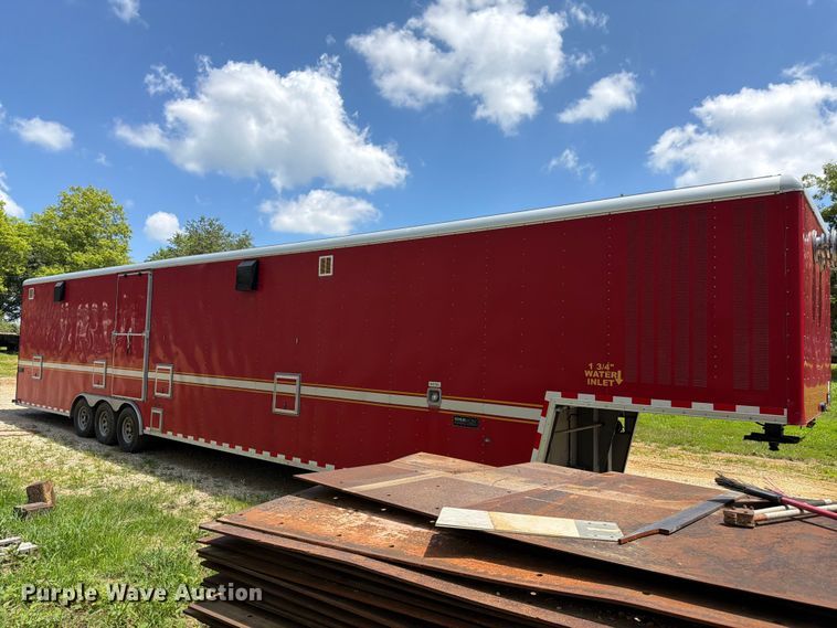 image for item FK3154 2003 Wells Cargo CVG5039 enclosed cargo trailer