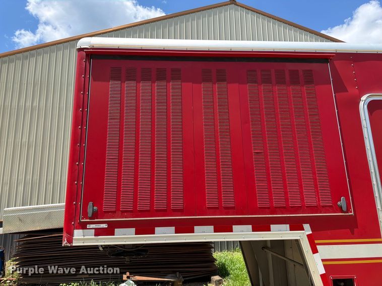 image for item FK3154 2003 Wells Cargo CVG5039 enclosed cargo trailer