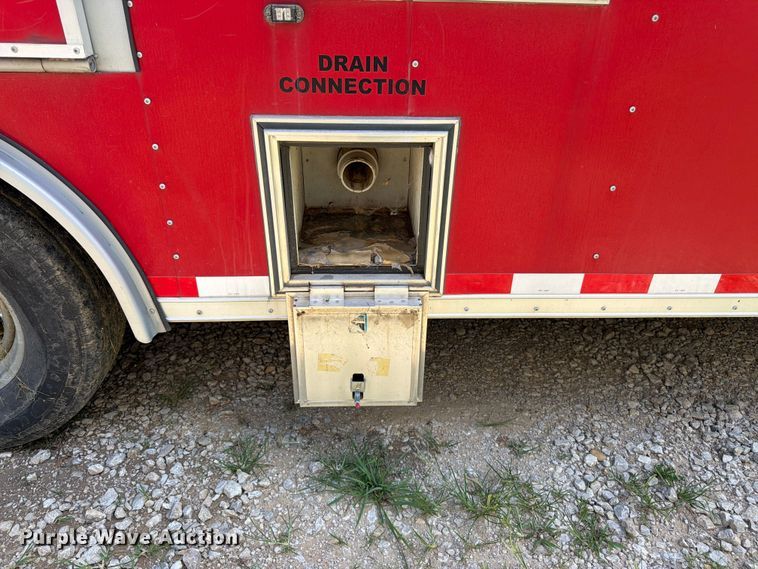 image for item FK3154 2003 Wells Cargo CVG5039 enclosed cargo trailer
