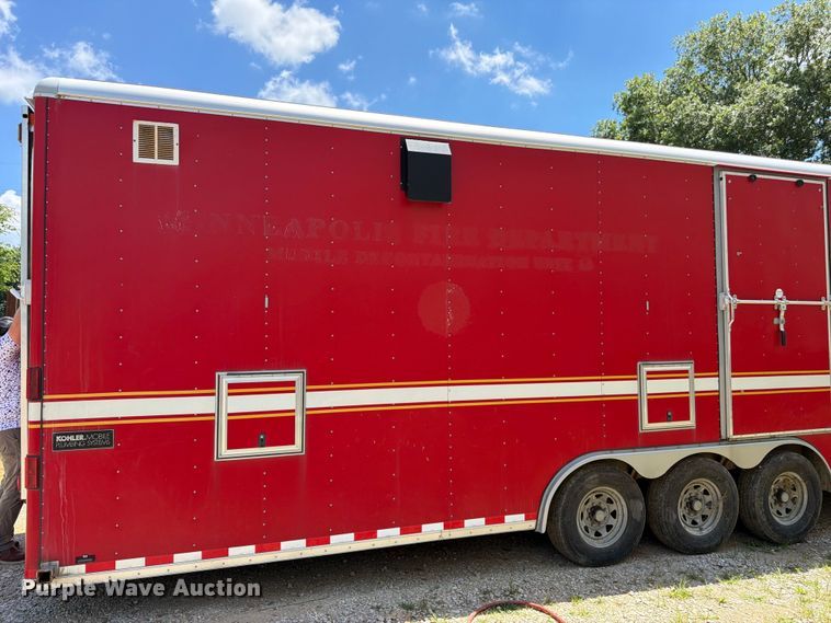 image for item FK3154 2003 Wells Cargo CVG5039 enclosed cargo trailer